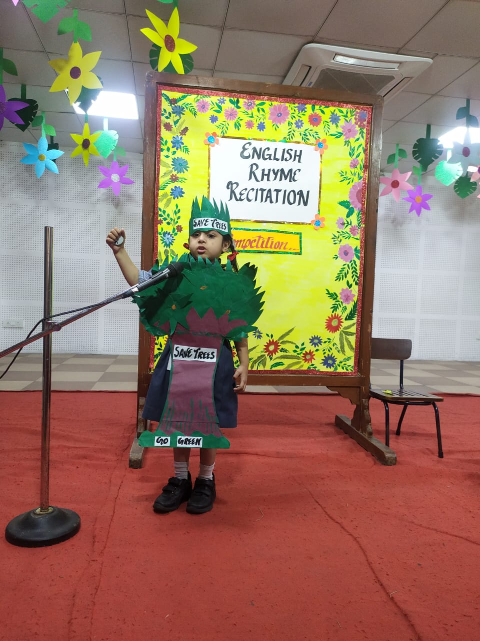 LKG II ENGLISH RHYME RECITATION COMPETITION