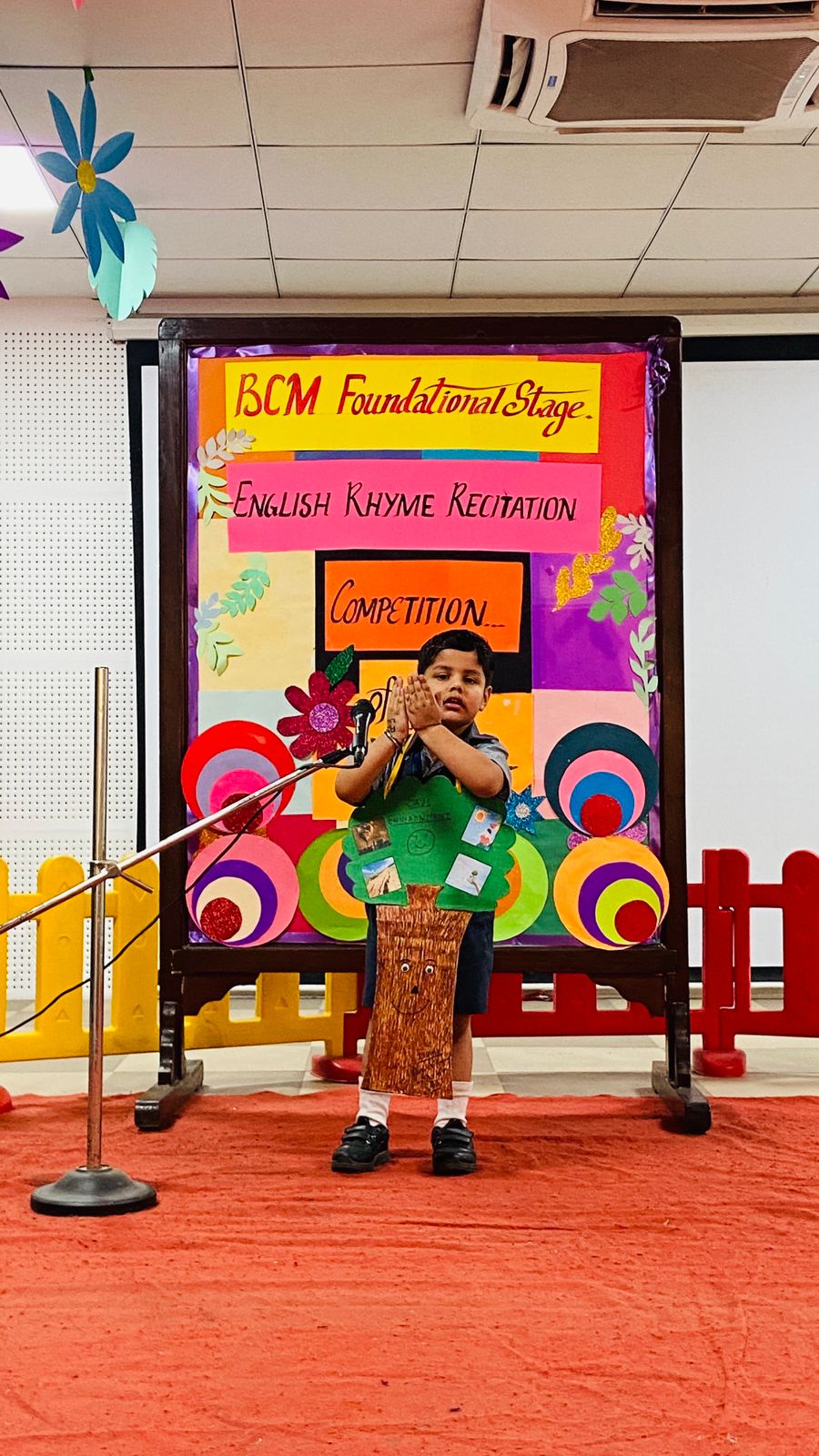 LKG II ENGLISH RHYME RECITATION COMPETITION